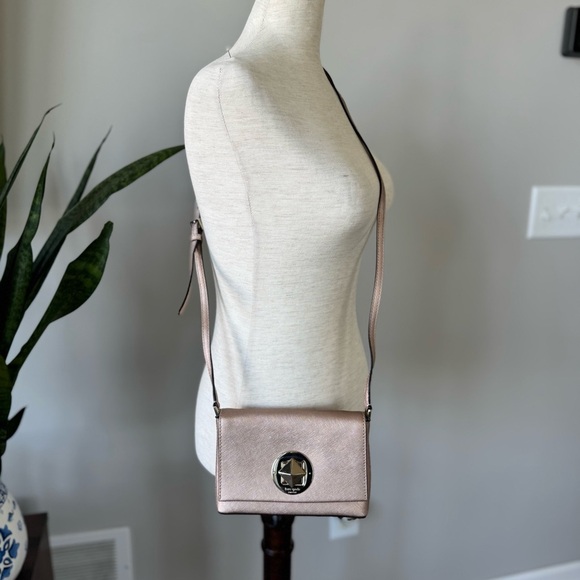 Kate Spade Newbury Lane Sally Crossbody Bag Metallic Rose Gold - Picture 2 of 13